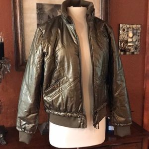 Vigoss metallic olive color puffer jacket